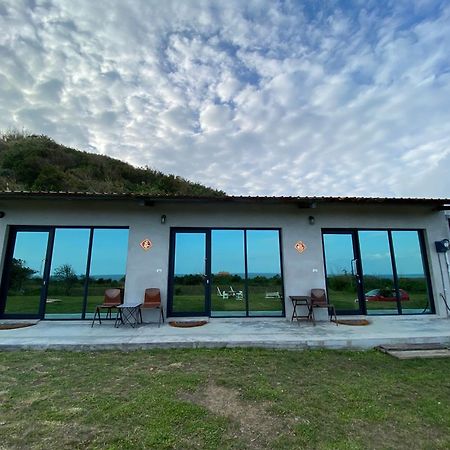 Lugo Hotel Manzhou Εξωτερικό φωτογραφία